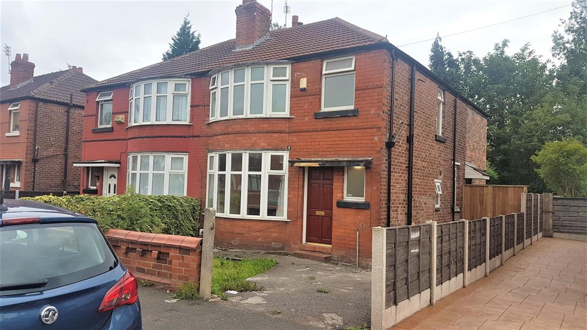 4 bed Semi Detached for rent in Manchester. From Buraq Estates