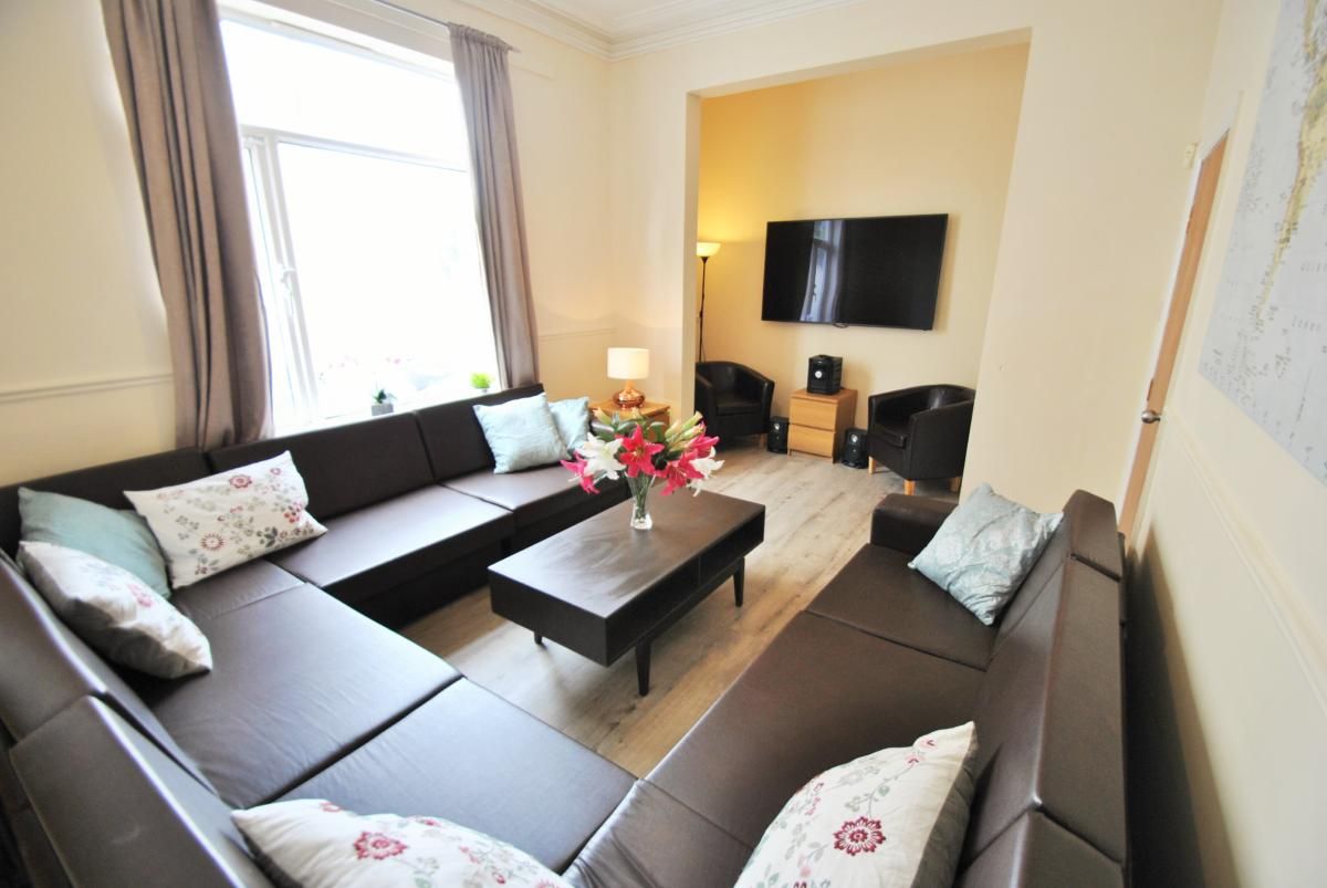 10 bed Detached for rent in Manchester. From Buraq Estates 10 bed Detached for rent in Manchester. From Buraq Estates