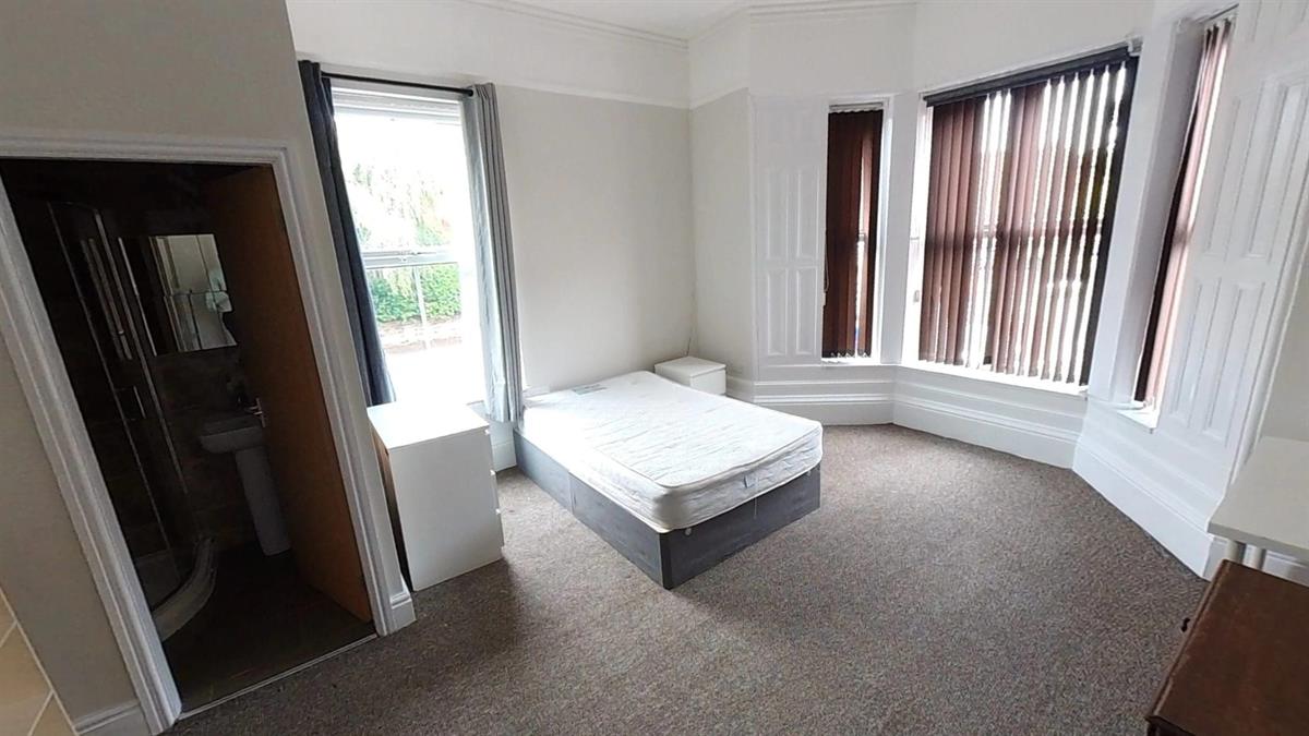 1 bed Detached for rent in Manchester. From Buraq Estates