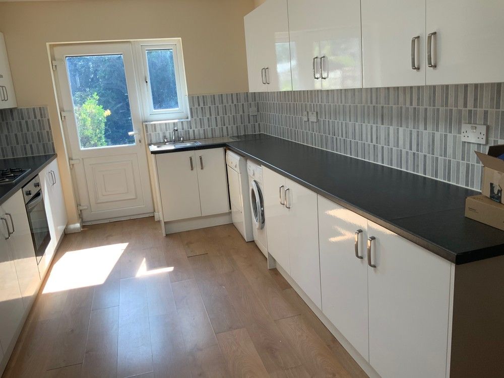 5 bed Semi Detached for rent in Manchester. From Buraq Estates