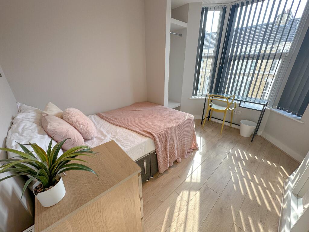 5 bed Mid Terraced House for rent in Liverpool. From Address Properties - Liverpool