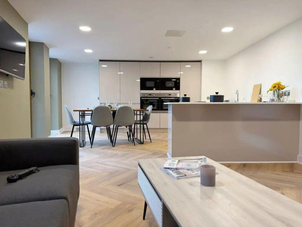 5 bed House Share for rent in Liverpool. From Address Properties - Liverpool