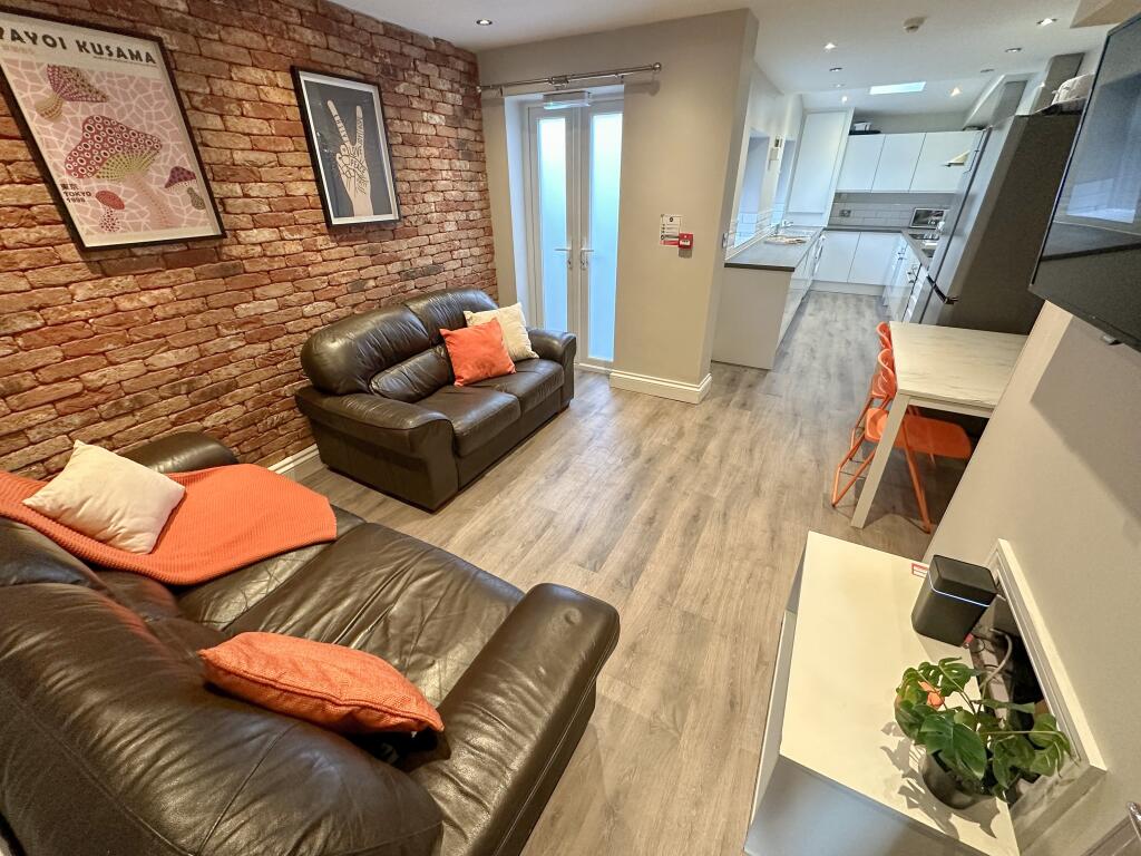 5 bed Detached for rent in Liverpool. From Address Properties - Liverpool