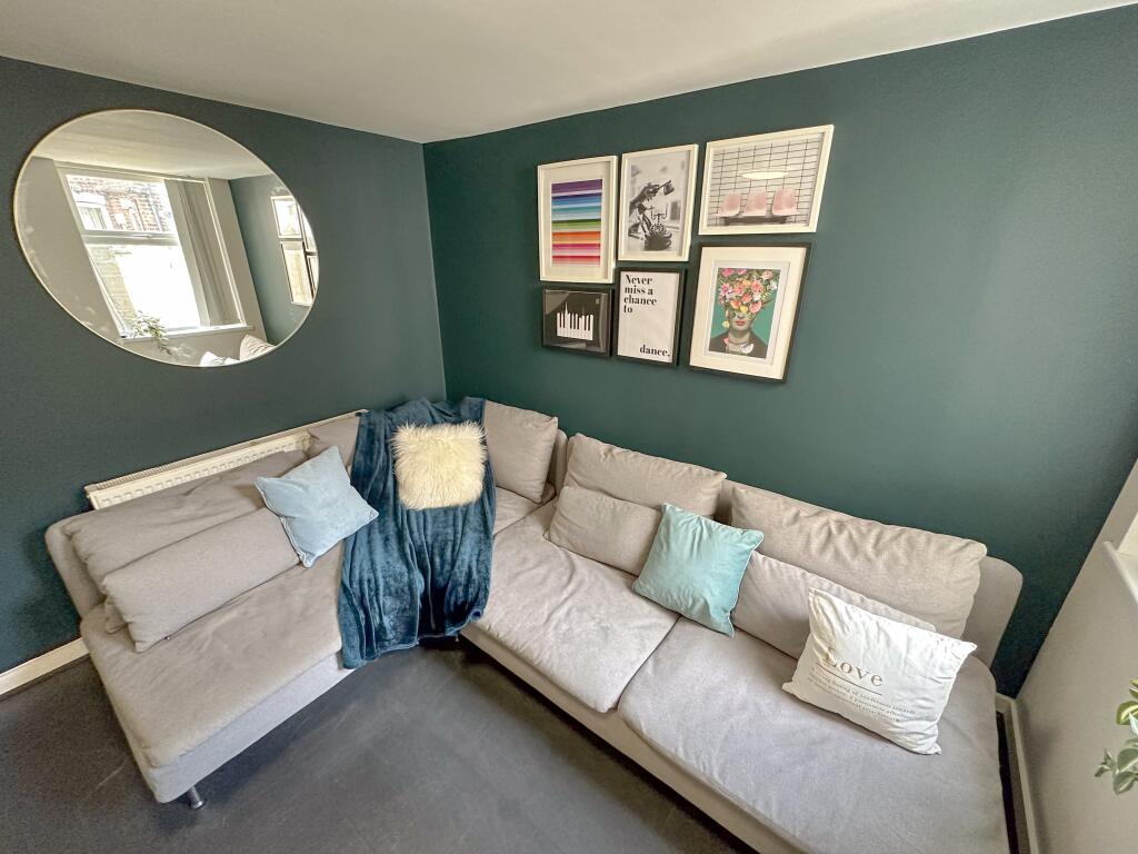 6 bed Mid Terraced House for rent in Liverpool. From Address Properties - Liverpool