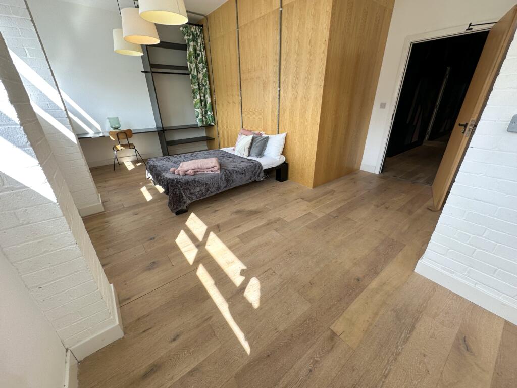 7 bed Detached for rent in Liverpool. From Address Properties - Liverpool