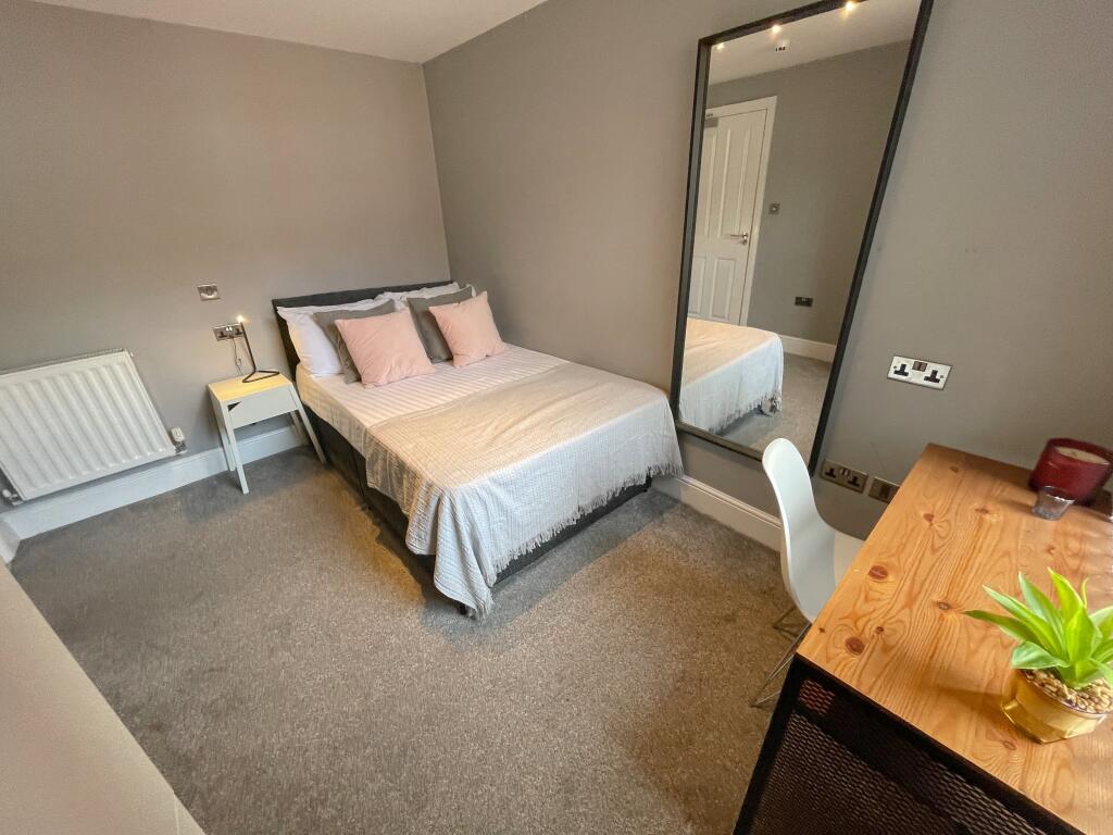 5 bed Mid Terraced House for rent in Liverpool. From Address Properties - Liverpool 5 bed Mid Terraced House for rent in Liverpool. From Address Properties - Liverpool