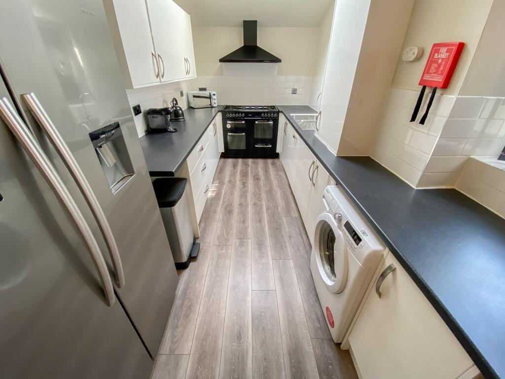6 bed Mid Terraced House for rent in Liverpool. From Address Properties - Liverpool 6 bed Mid Terraced House for rent in Liverpool. From Address Properties - Liverpool