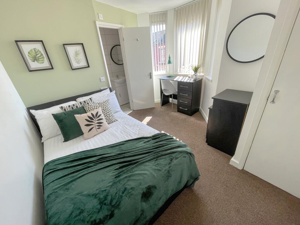 6 bed Mid Terraced House for rent in Liverpool. From Address Properties - Liverpool 6 bed Mid Terraced House for rent in Liverpool. From Address Properties - Liverpool