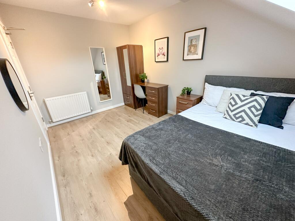 6 bed Mid Terraced House for rent in Liverpool. From Address Properties - Liverpool