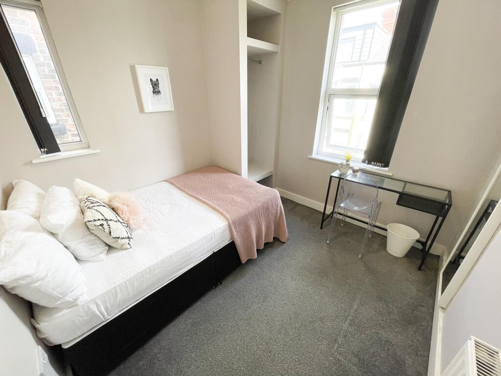 5 bed Mid Terraced House for rent in Liverpool. From Address Properties - Liverpool 5 bed Mid Terraced House for rent in Liverpool. From Address Properties - Liverpool