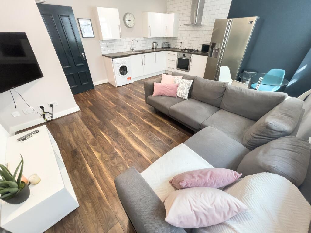 4 bed 1st Floor Flat for rent in Liverpool. From Address Properties - Liverpool 4 bed 1st Floor Flat for rent in Liverpool. From Address Properties - Liverpool