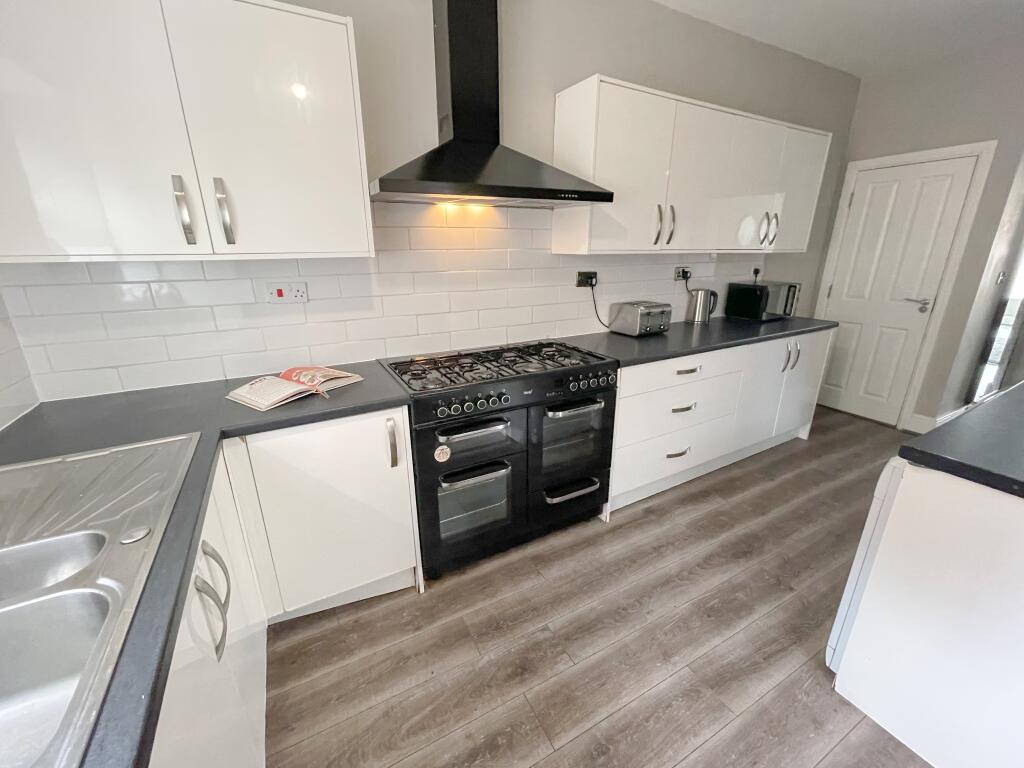7 bed Mid Terraced House for rent in Liverpool. From Address Properties - Liverpool 7 bed Mid Terraced House for rent in Liverpool. From Address Properties - Liverpool