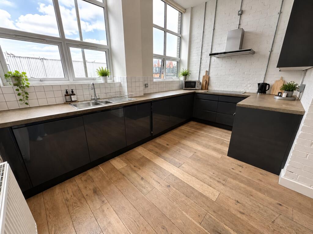 6 bed 1st Floor Flat for rent in Liverpool. From Address Properties - Liverpool 6 bed 1st Floor Flat for rent in Liverpool. From Address Properties - Liverpool
