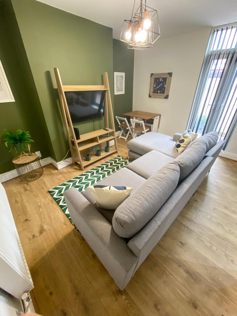 5 bed Mid Terraced House for rent in Liverpool. From Address Properties - Liverpool
