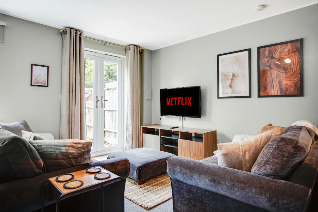 5 bed Mid Terraced House for rent in Canterbury. From Absolute Living - London