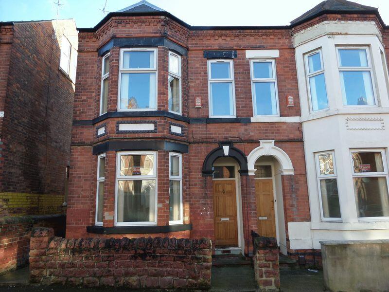 5 bed Mid Terraced House for rent in Nottingham. From ZEBRAlets - Nottingham