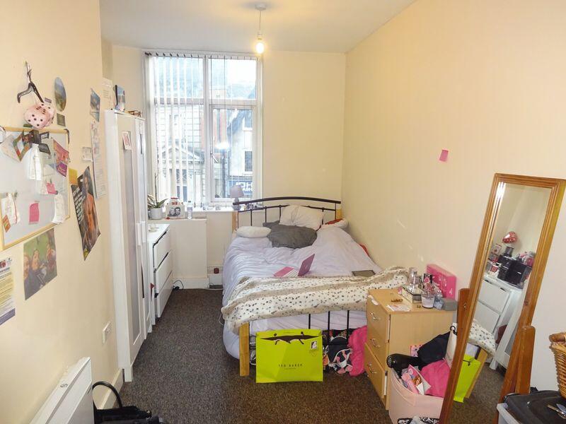 3 bed 1st Floor Flat for rent in Nottingham. From ZEBRAlets - Nottingham
