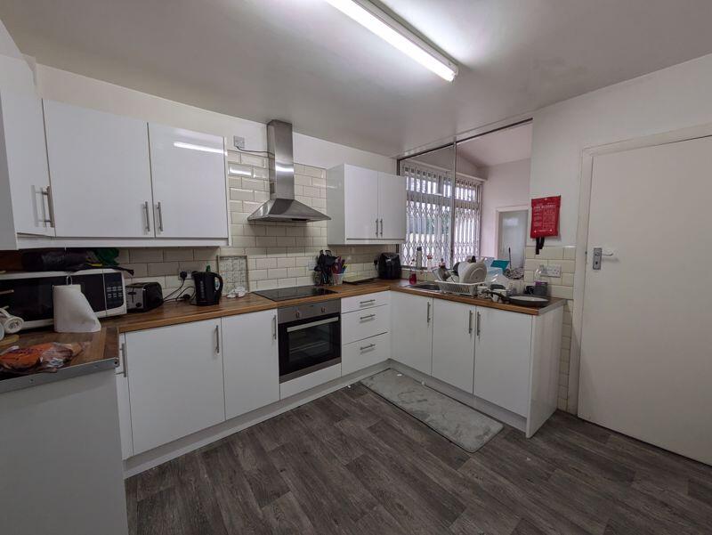 5 bed House Share for rent in Nottingham. From ZEBRAlets - Nottingham