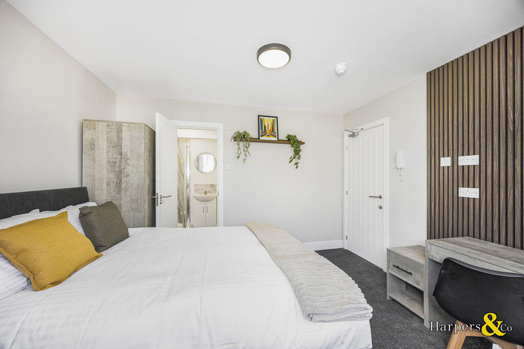 7 bed House Share for rent in Gillingham. From Harpers & Co - Bexley
