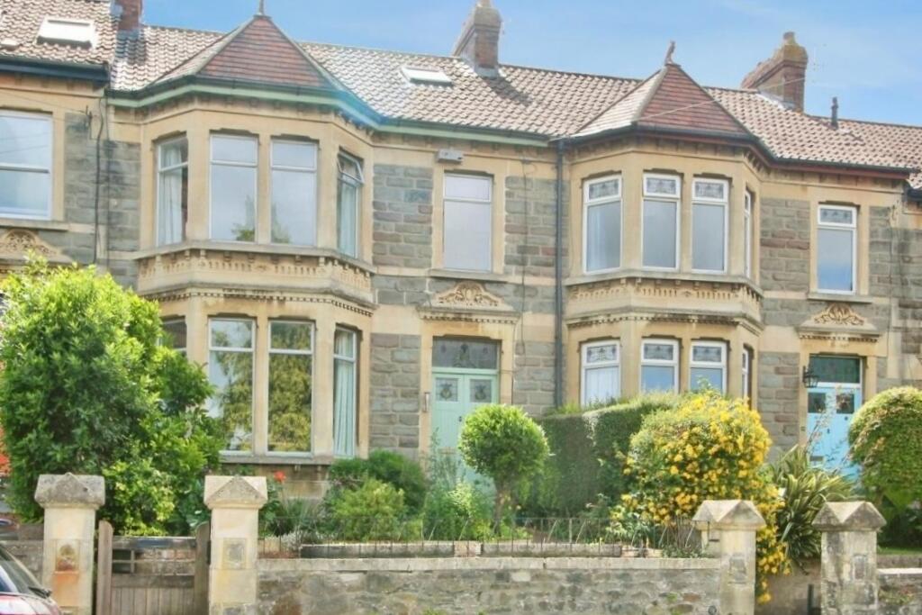 4 bed Mid Terraced House for rent in Ashton Vale. From Northwood - Bristol 4 bed Mid Terraced House for rent in Ashton Vale. From Northwood - Bristol