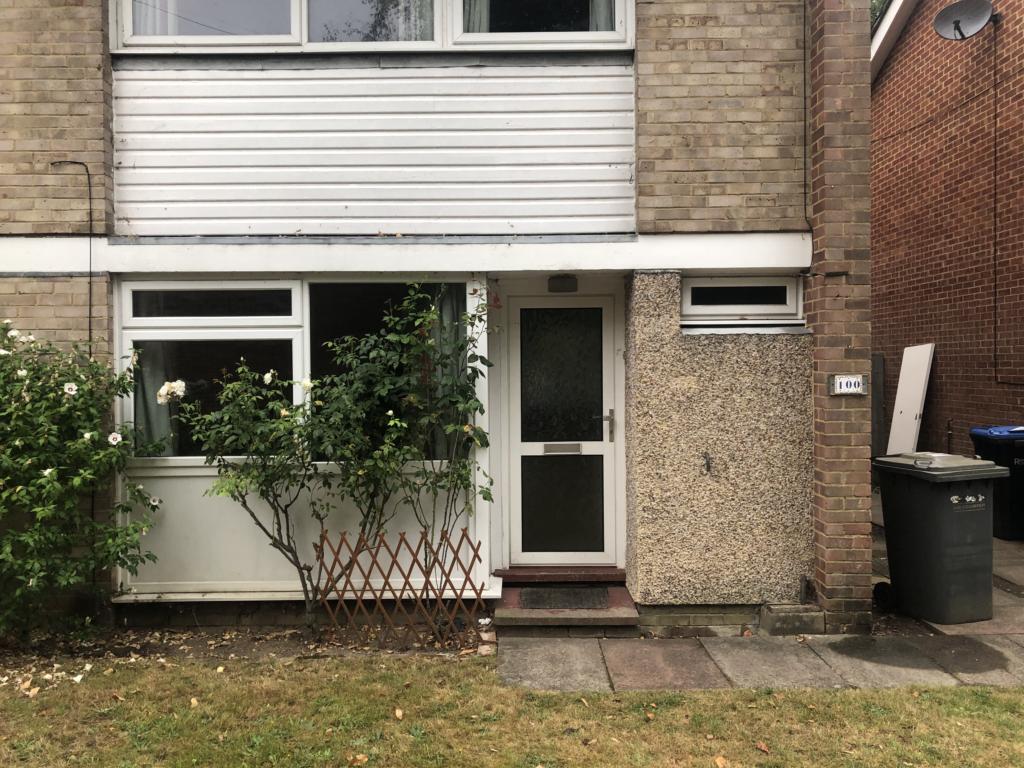 4 bed Detached for rent in Bishopsgate. From Browns Estate Agents - Englefield Green