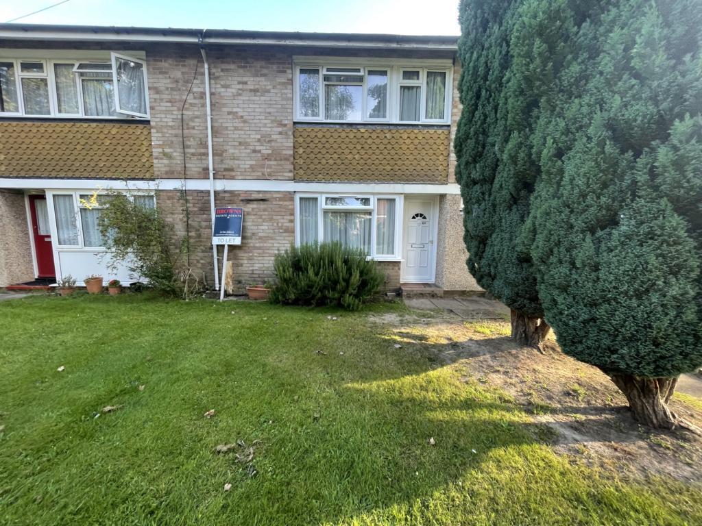 1 bed Detached for rent in Bishopsgate. From Browns Estate Agents - Englefield Green