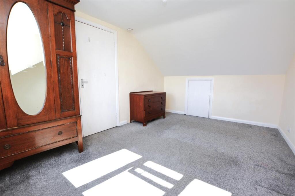 0 bed 1st Floor Flat for rent in London. From Kinleigh Folkard & Hayward - Sales - Tooting