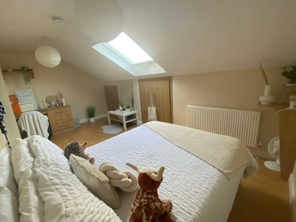 5 bed Semi Detached for rent in Gatley. From Flax & Co - Manchester