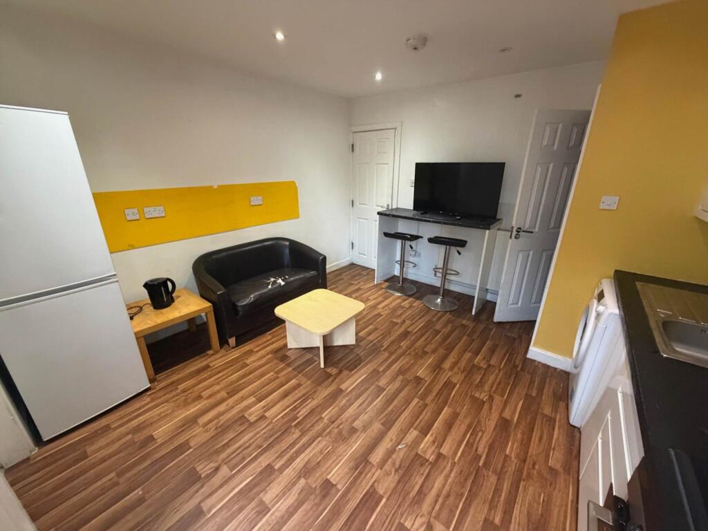 4 bed House Share for rent in Salford. From Flax & Co - Manchester