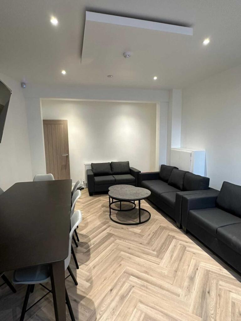 8 bed Mid Terraced House for rent in Manchester. From Flax & Co - Manchester