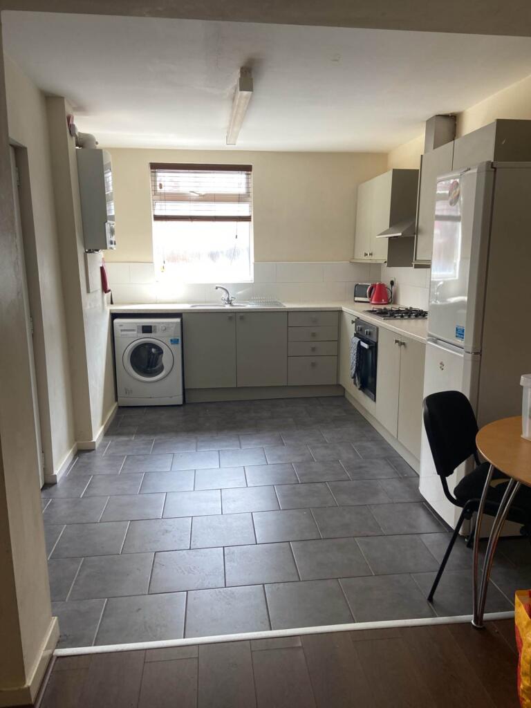 4 bed Mid Terraced House for rent in Manchester. From Flax & Co - Manchester