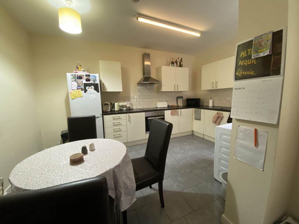 5 bed Mid Terraced House for rent in Manchester. From Flax & Co - Manchester
