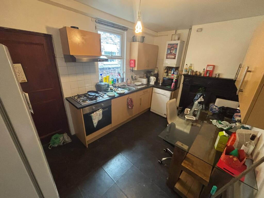 4 bed Mid Terraced House for rent in Gatley. From Flax & Co - Manchester