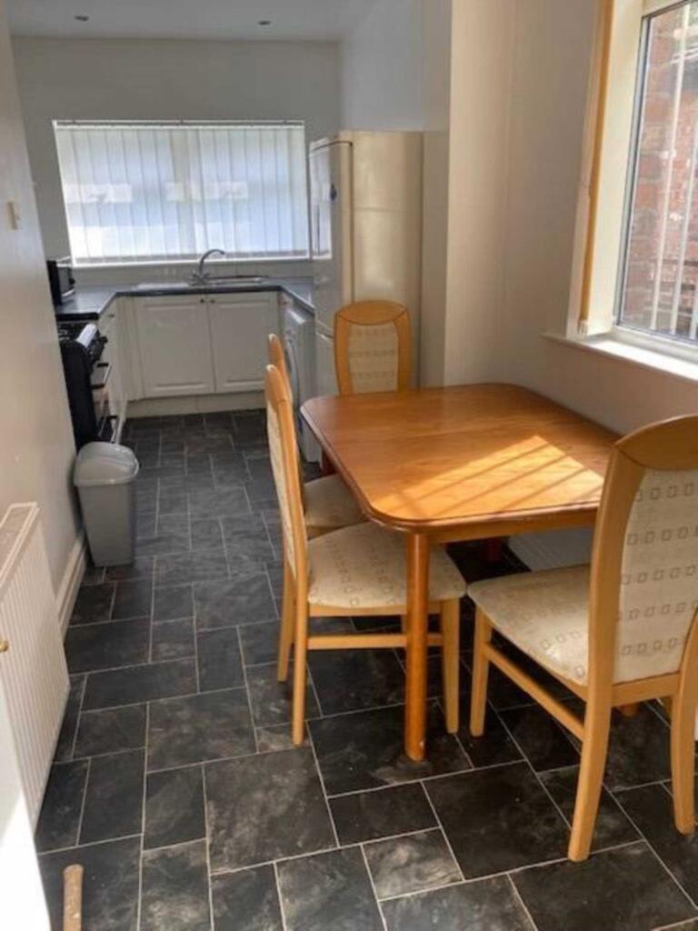 4 bed Semi Detached for rent in Gatley. From Flax & Co - Manchester