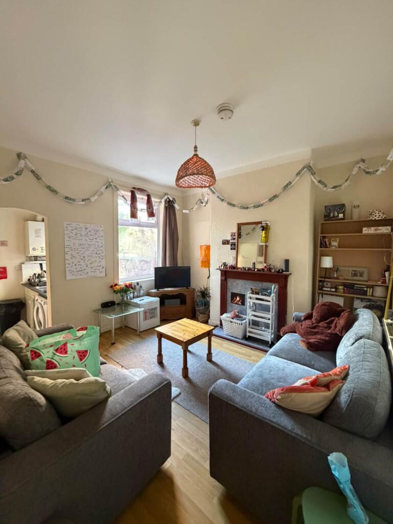 4 bed Mid Terraced House for rent in Gatley. From Flax & Co - Manchester