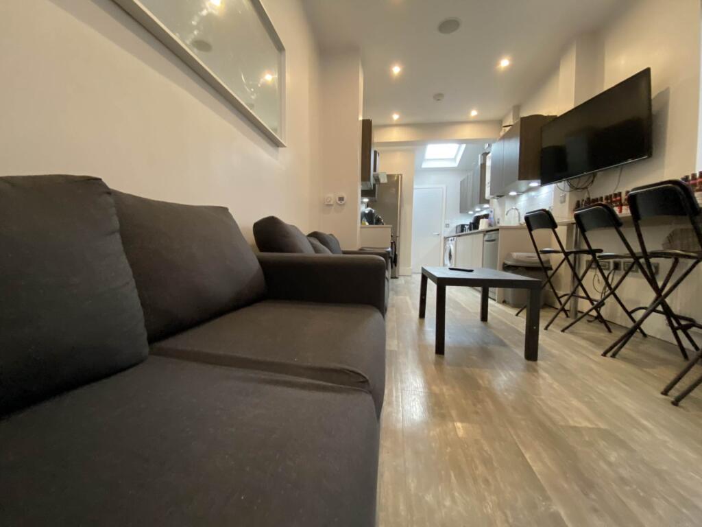 5 bed Mid Terraced House for rent in Manchester. From Flax & Co - Manchester