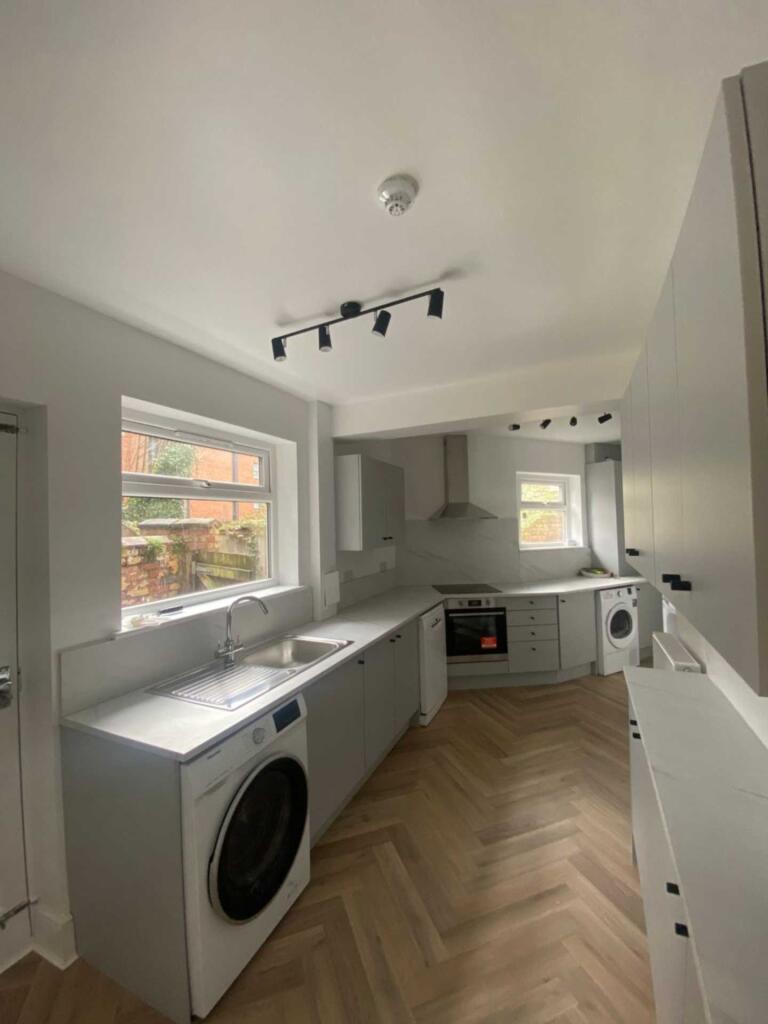 6 bed Mid Terraced House for rent in Manchester. From Flax & Co - Manchester