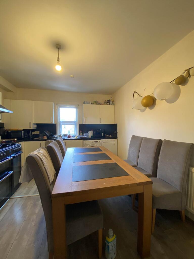 7 bed 1st Floor Flat for rent in Manchester. From Flax & Co - Manchester