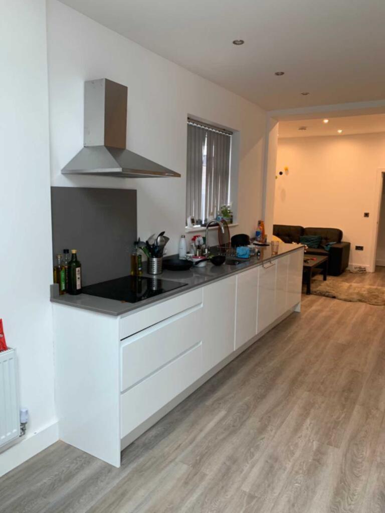 6 bed Mid Terraced House for rent in Manchester. From Flax & Co - Manchester