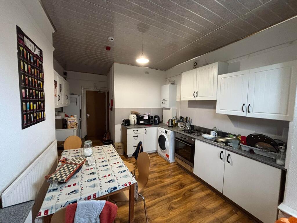 7 bed Semi Detached for rent in Manchester. From Flax & Co - Manchester