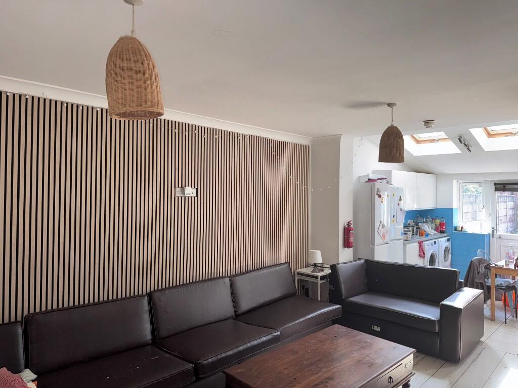 8 bed Semi Detached for rent in Manchester. From House (Manchester) Ltd - Manchester