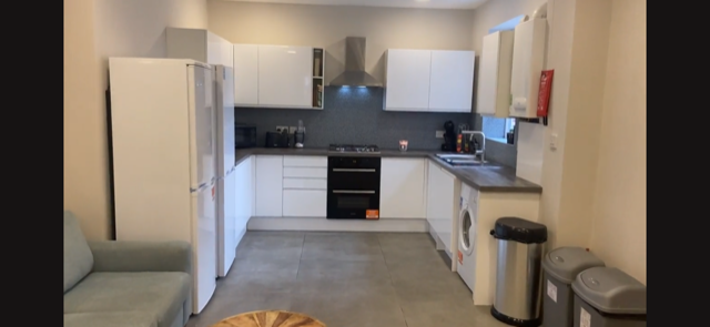 8 bed End of Terrace for rent in Stockport. From House (Manchester) Ltd - Manchester 8 bed End of Terrace for rent in Stockport. From House (Manchester) Ltd - Manchester