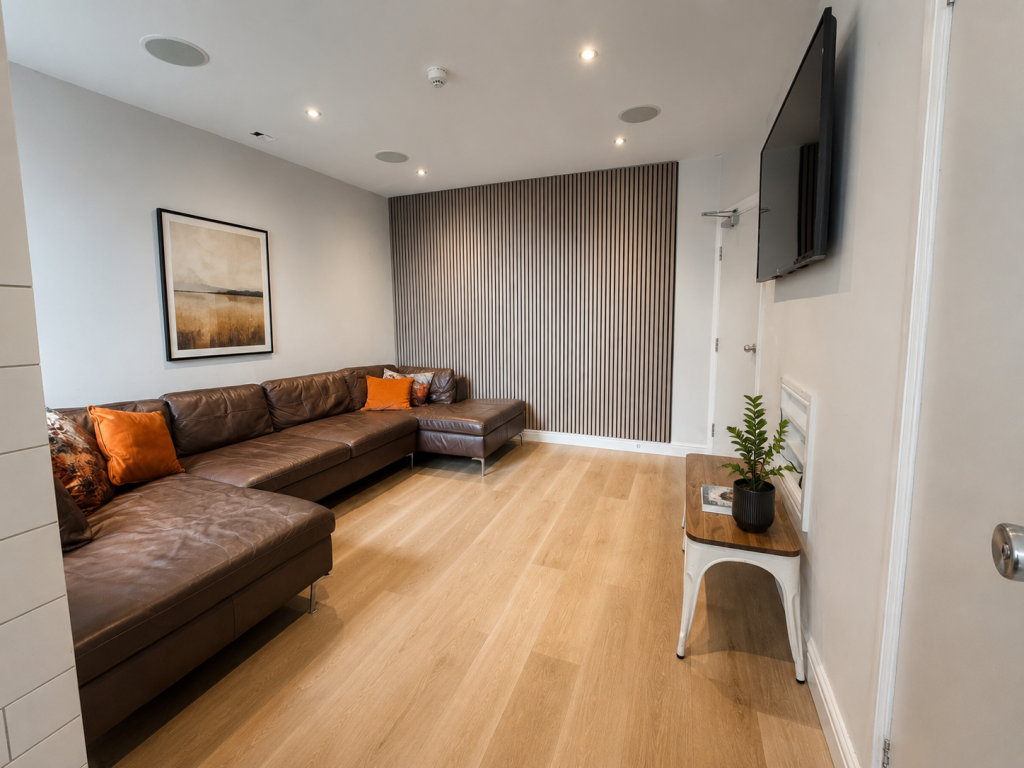 7 bed Mid Terraced House for rent in Manchester. From House (Manchester) Ltd - Manchester