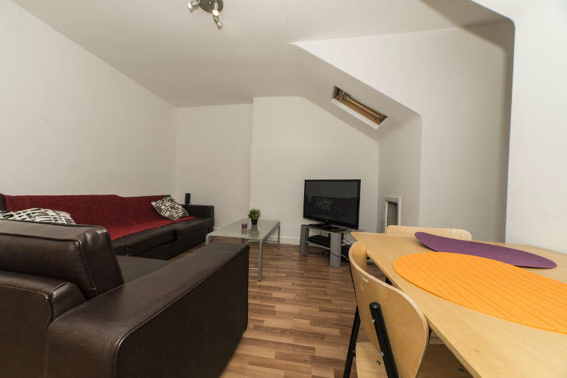 3 bed Apartment for rent in Manchester. From House (Manchester) Ltd - Manchester
