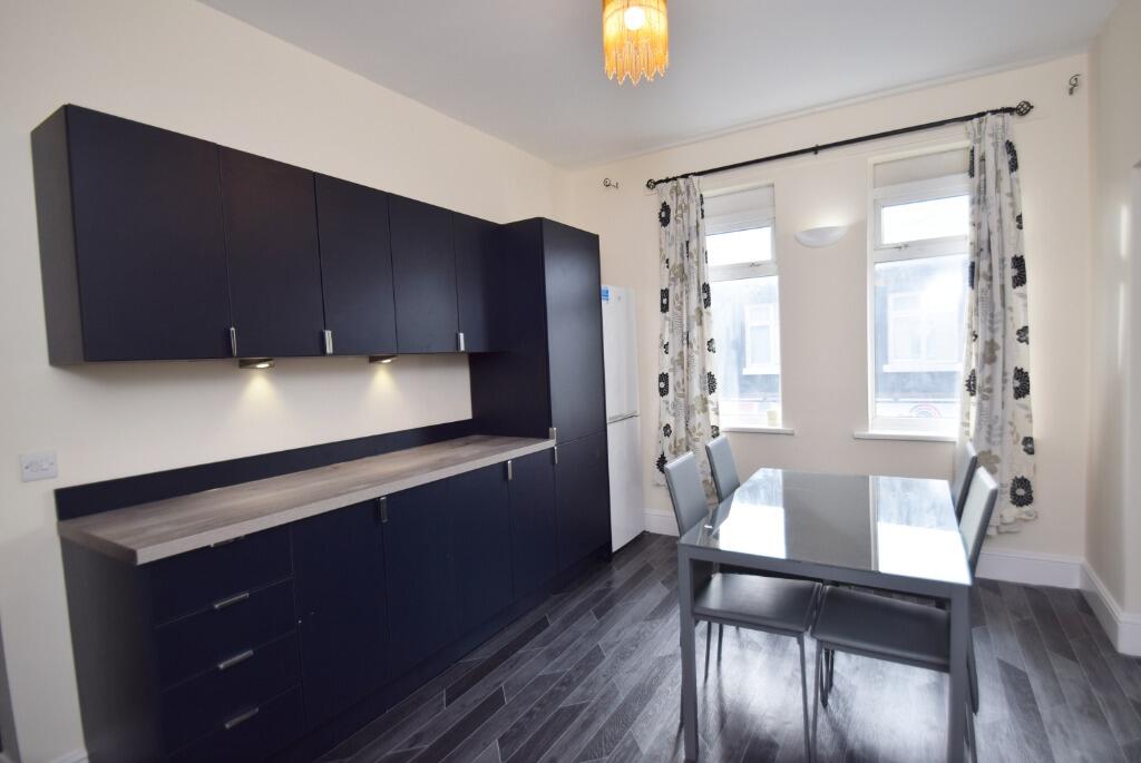 4 bed 1st Floor Flat for rent in Stoke-on-Trent. From Nicholas Humphreys - Stoke-On-Trent