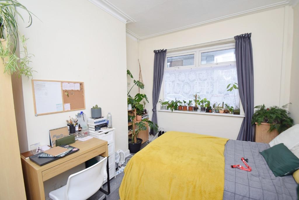 4 bed Mid Terraced House for rent in Hanchurch. From Nicholas Humphreys - Stoke-On-Trent