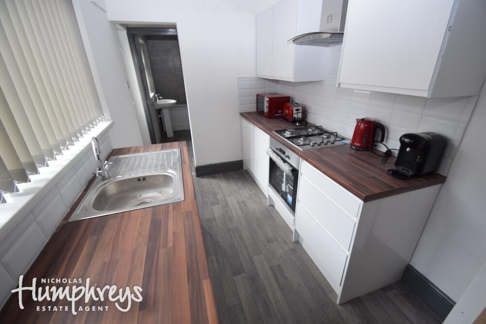 3 bed Mid Terraced House for rent in Stoke-on-Trent. From Nicholas Humphreys - Stoke-On-Trent 3 bed Mid Terraced House for rent in Stoke-on-Trent. From Nicholas Humphreys - Stoke-On-Trent