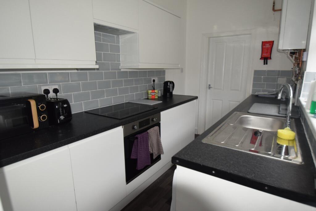 3 bed Mid Terraced House for rent in Stoke-on-Trent. From Nicholas Humphreys - Stoke-On-Trent