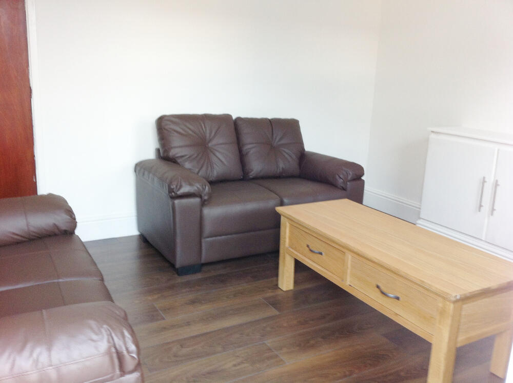 4 bed Mid Terraced House for rent in Hanchurch. From Nicholas Humphreys - Stoke-On-Trent