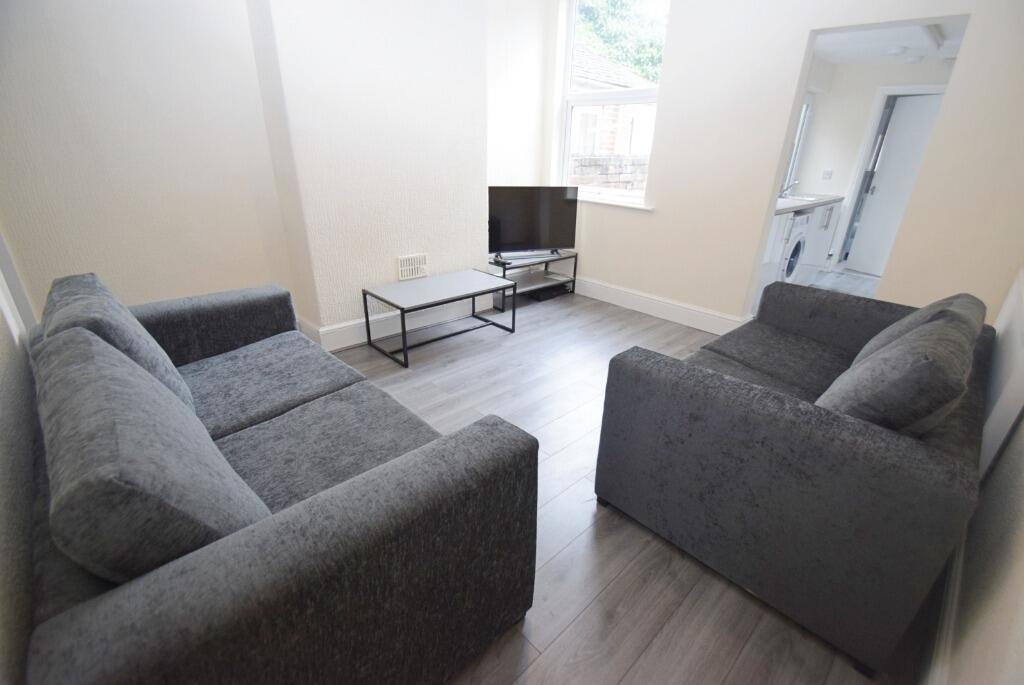 3 bed Mid Terraced House for rent in Hanchurch. From Nicholas Humphreys - Stoke-On-Trent